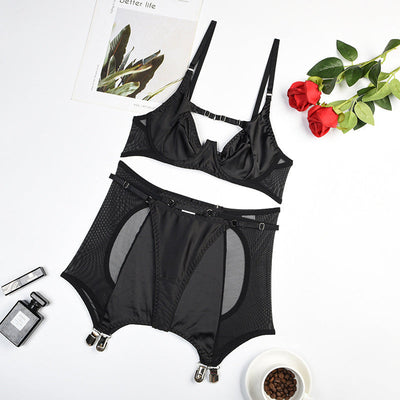 Conjunto de lencería con minifalda Ria-Diabolique.es