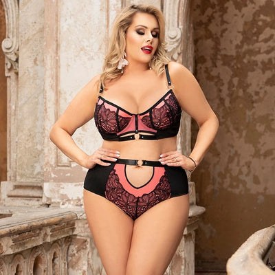 Conjunto de lencería plus size con encaje y recortes-Diabolique.es