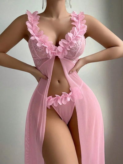 Vestido de malla con flores y braguita