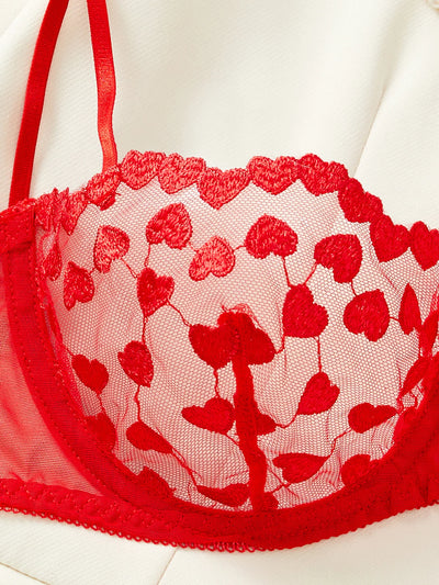 Conjunto de lencería de encaje con bordado de corazoncitos y abertura