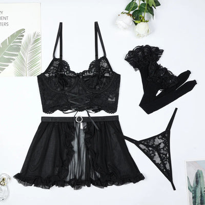 Conjunto de lencería con encaje y minifalda Tessa
