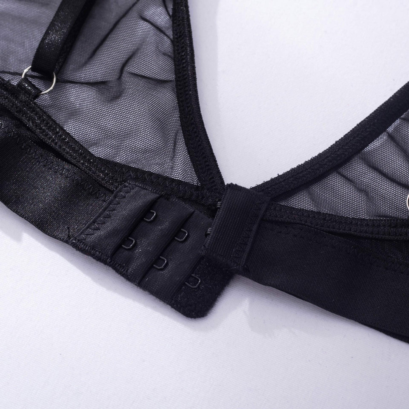 Conjunto de lencería de malla Claudie-Diabolique.es