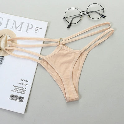 Tanga con tiras decorativas y anillo metálico-Diabolique.es